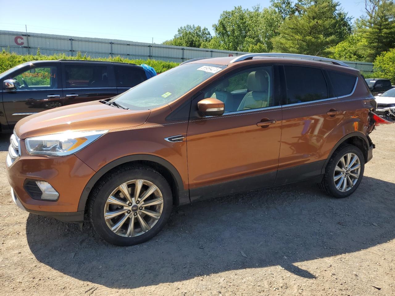 2017 FORD ESCAPE TIT