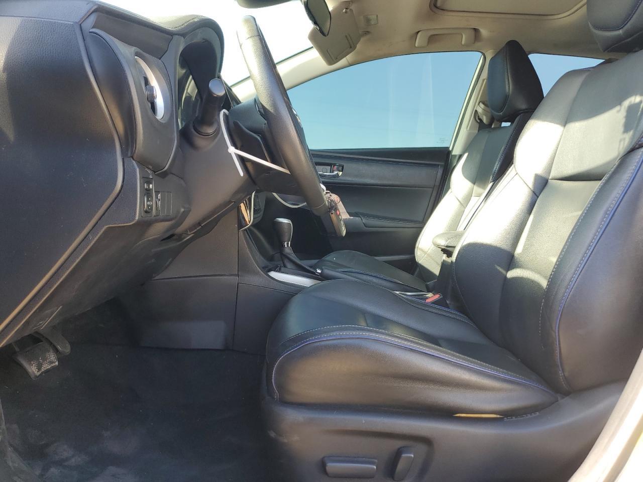 2018 TOYOTA COROLLA L - Image 7