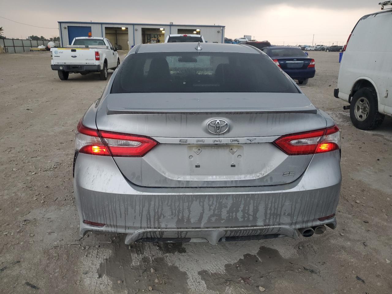 2019 TOYOTA CAMRY L - Фото 6
