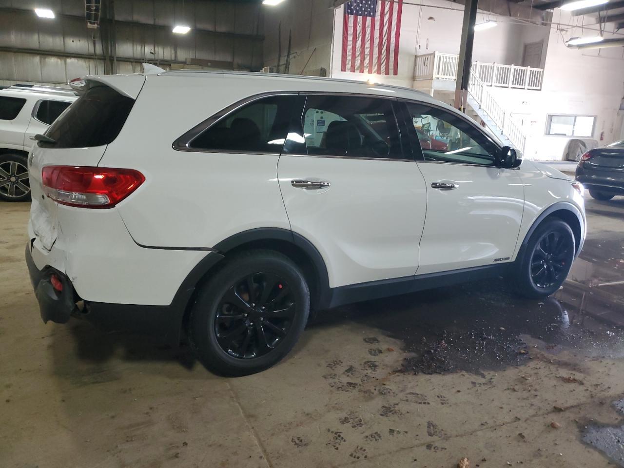 2016 KIA SORENTO EX - Image 3