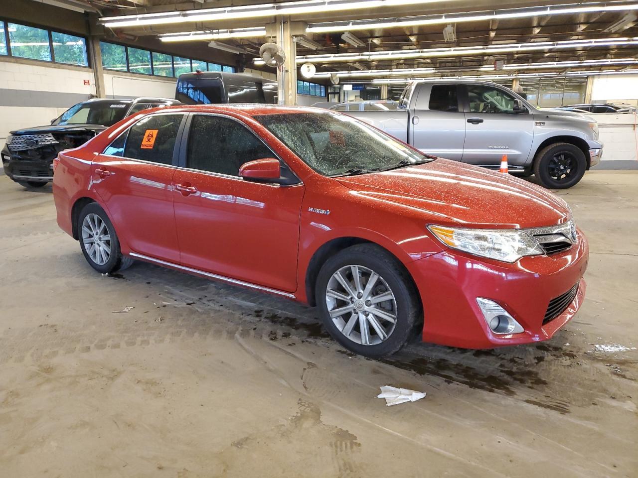 2012 TOYOTA CAMRY HYBR - Image 4