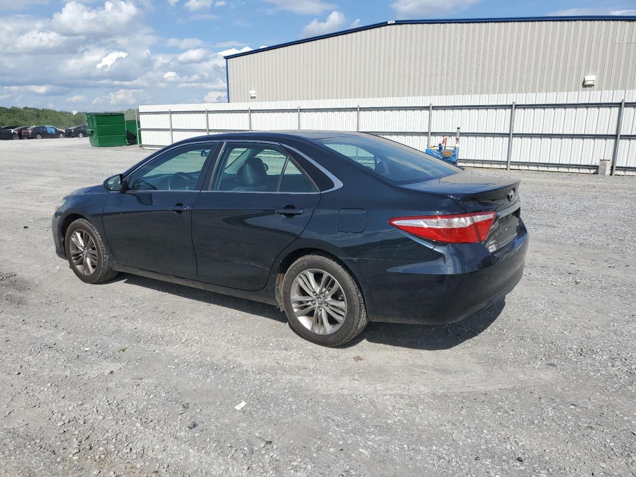 2016 TOYOTA CAMRY LE - Фото 2