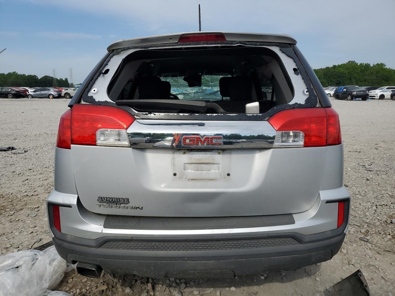 2016 GMC TERRAIN SL - Image 6