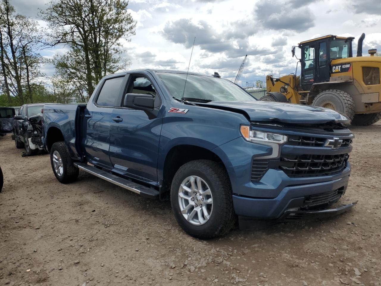 2024 CHEVROLET SILVERADO - Image 4