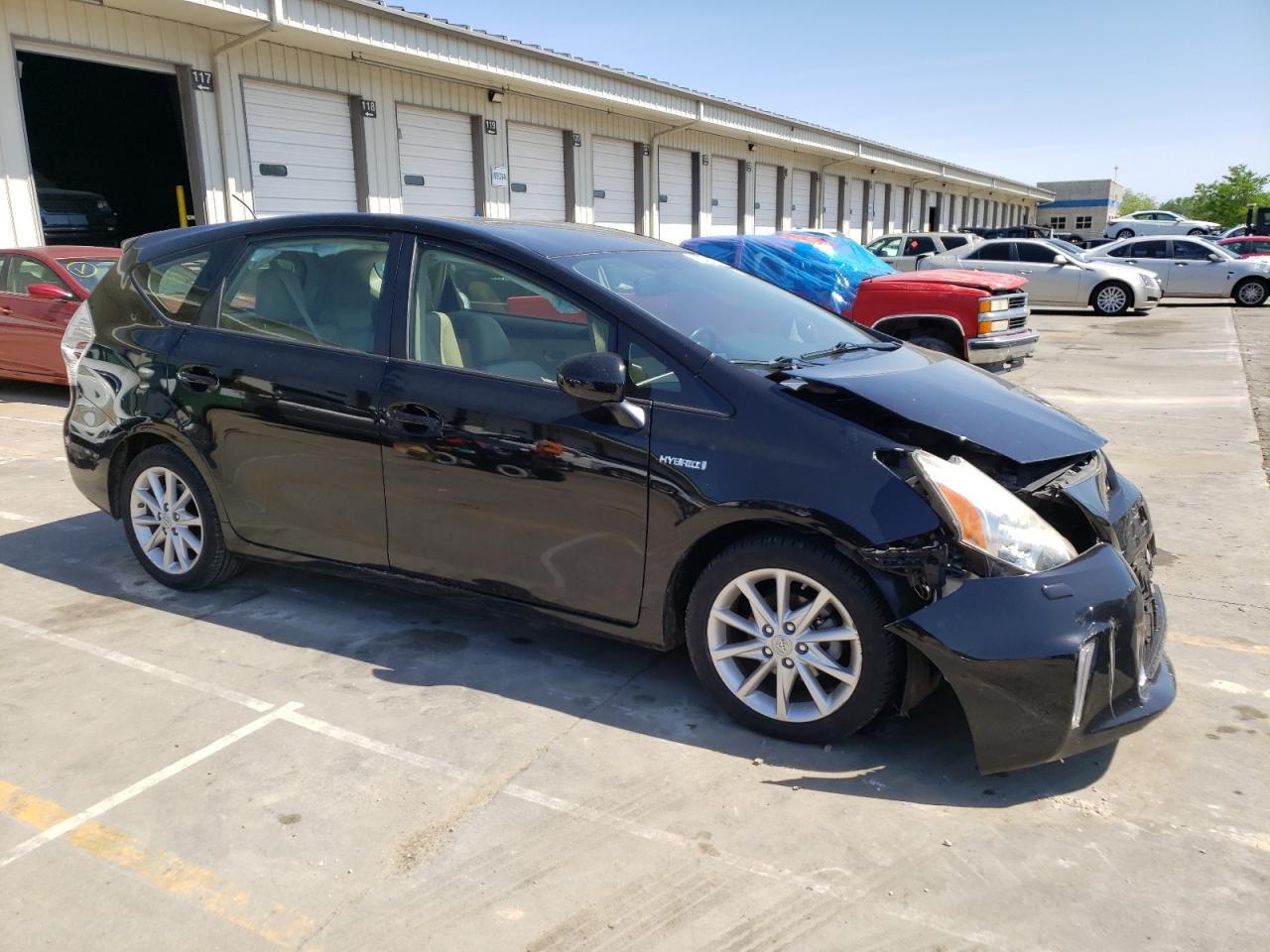 2013 TOYOTA PRIUS V - Фото 4