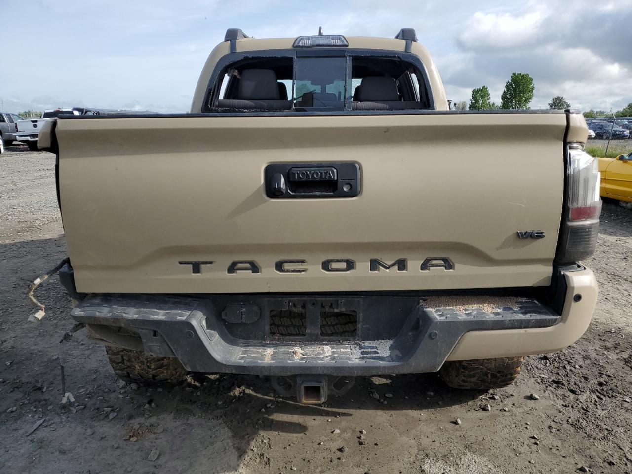2017 TOYOTA TACOMA DOU - Image 6