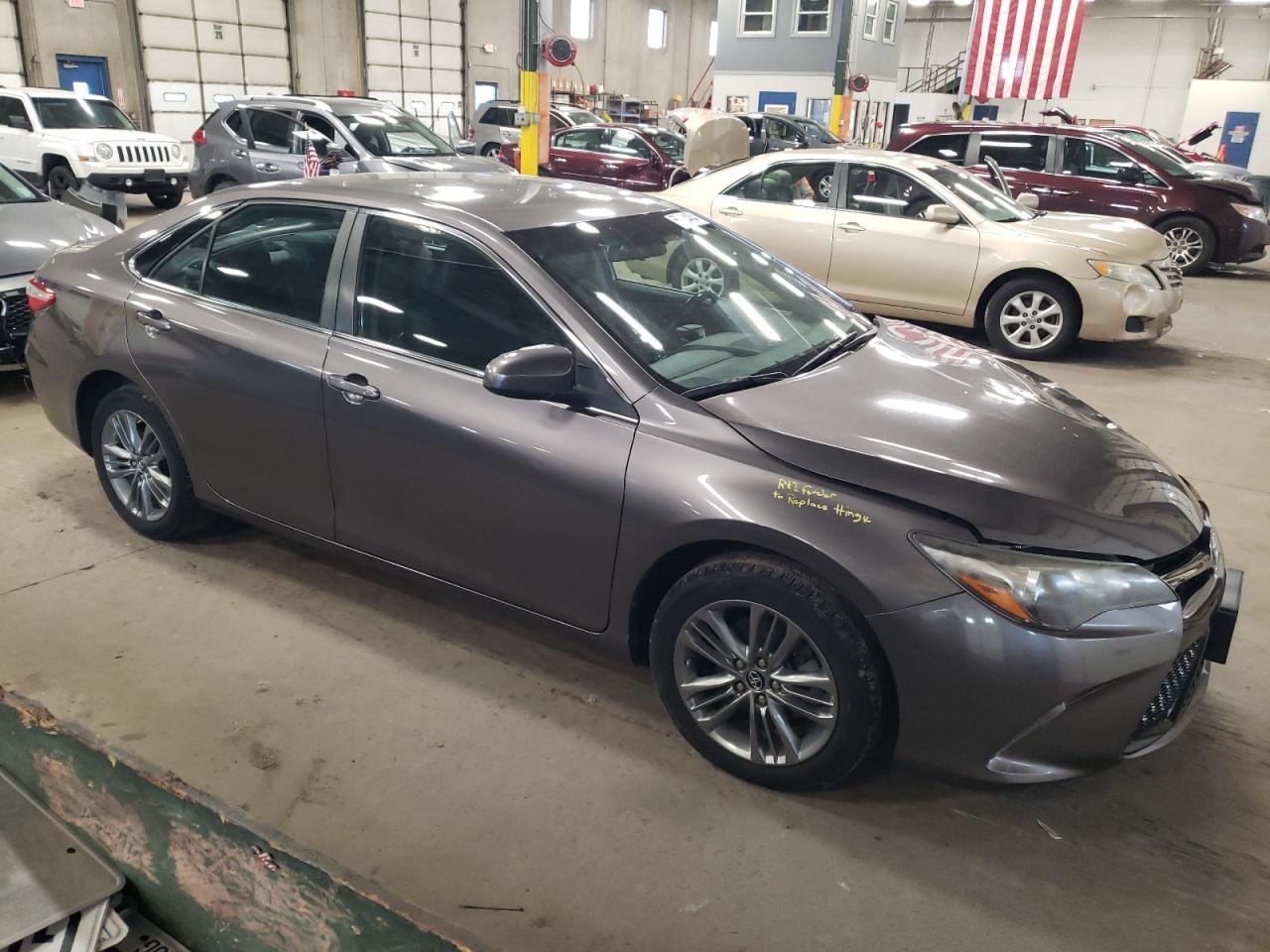 2017 TOYOTA CAMRY LE - Image 4