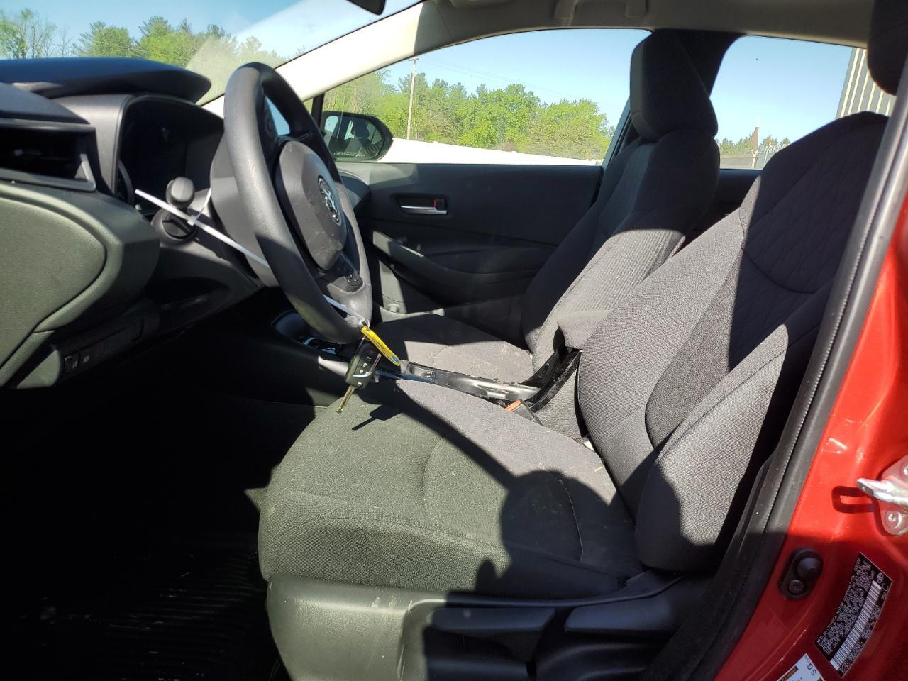 2020 TOYOTA COROLLA LE - Фото 7