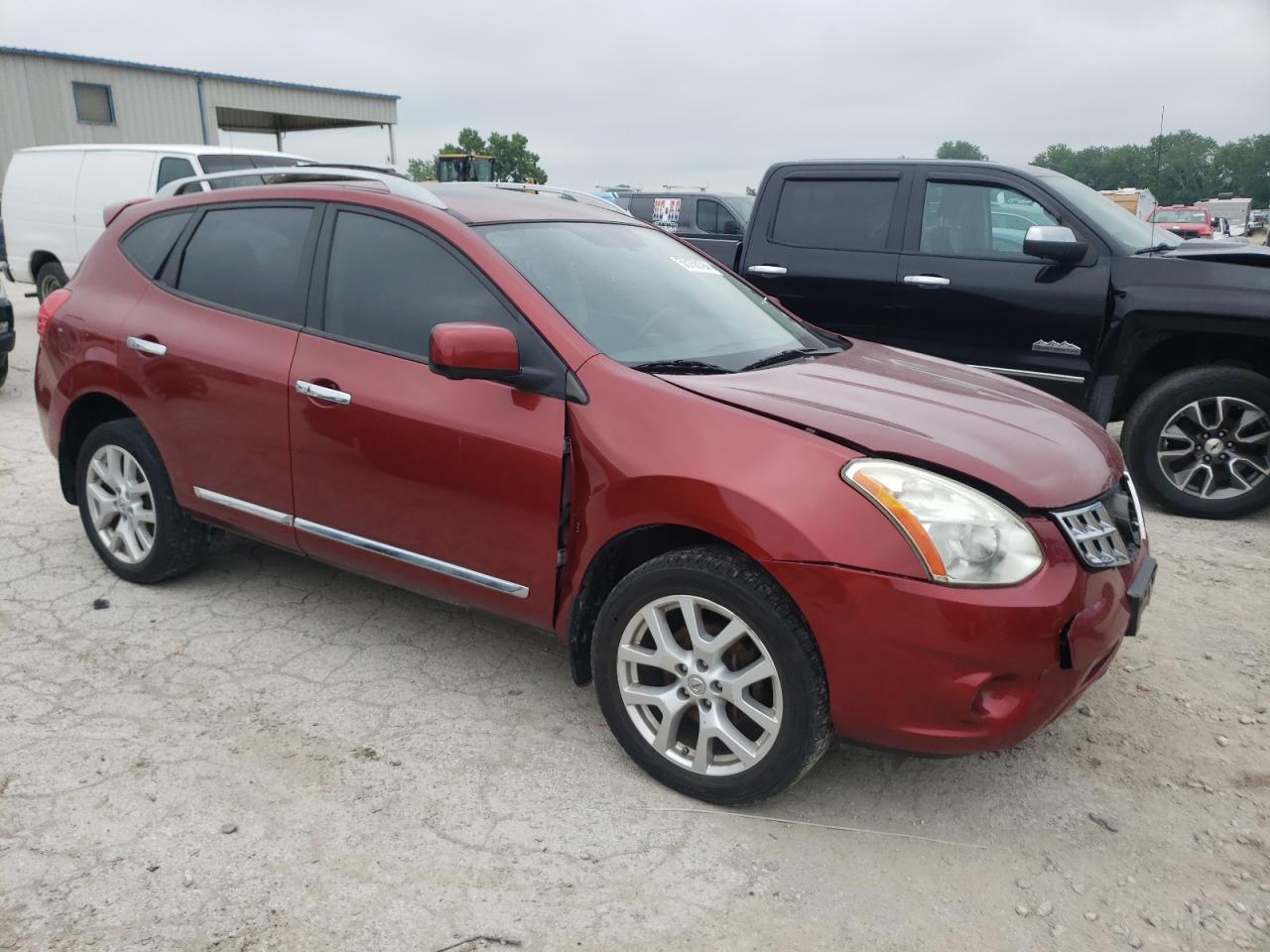 2013 NISSAN ROGUE S - Image 4