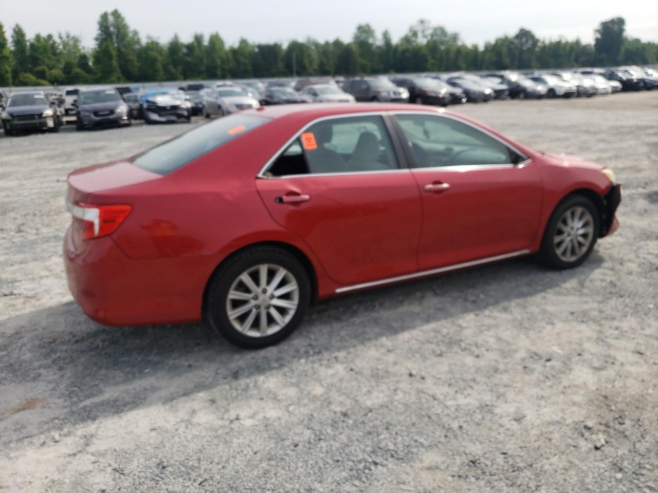 2014 TOYOTA CAMRY L - Image 3