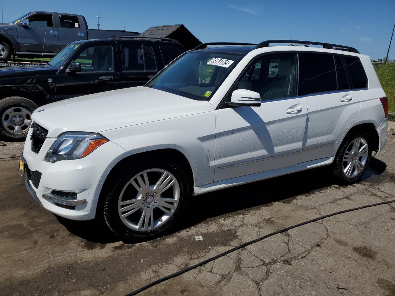 2015 MERCEDES-BENZ GLK 350 4M car image