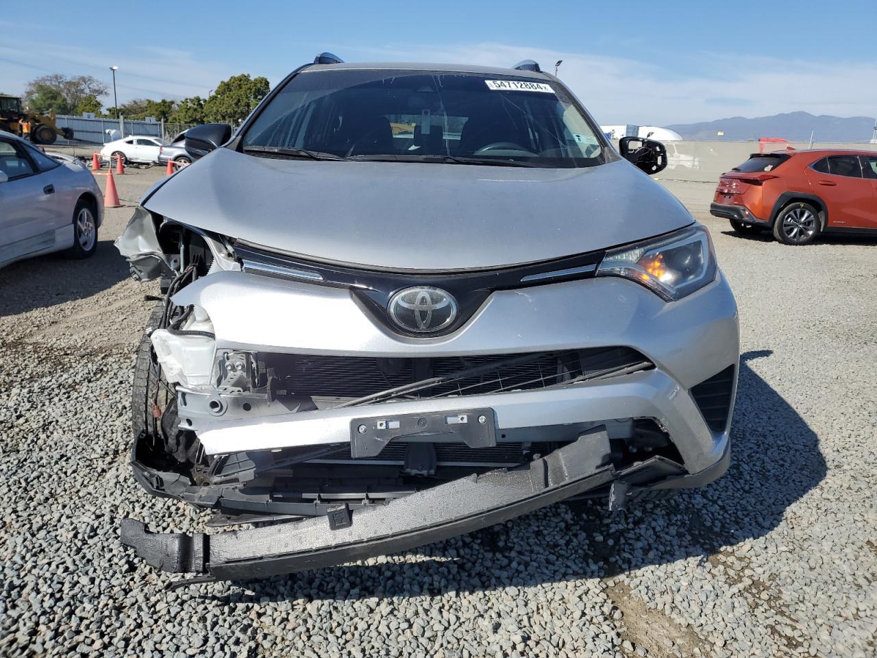2018 TOYOTA RAV4 LE - Image 5