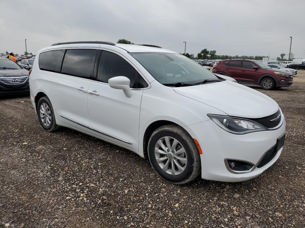 2017 CHRYSLER PACIFICA T - Image 4