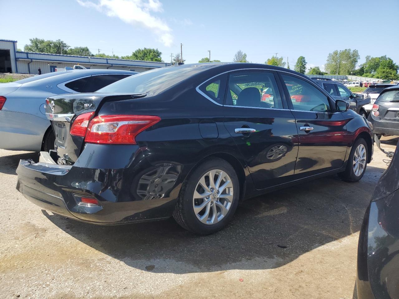 2017 NISSAN SENTRA S - Фото 3
