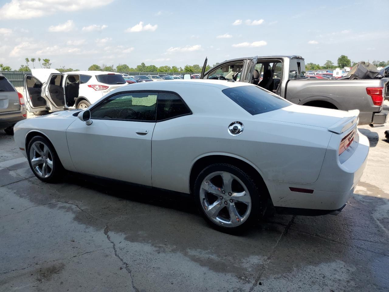 2013 DODGE CHALLENGER - Image 2