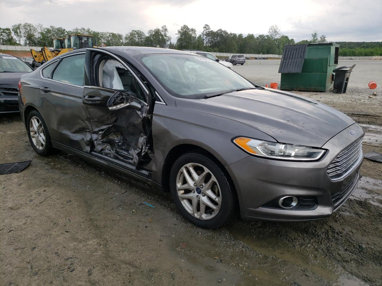 2014 FORD FUSION SE - Image 4