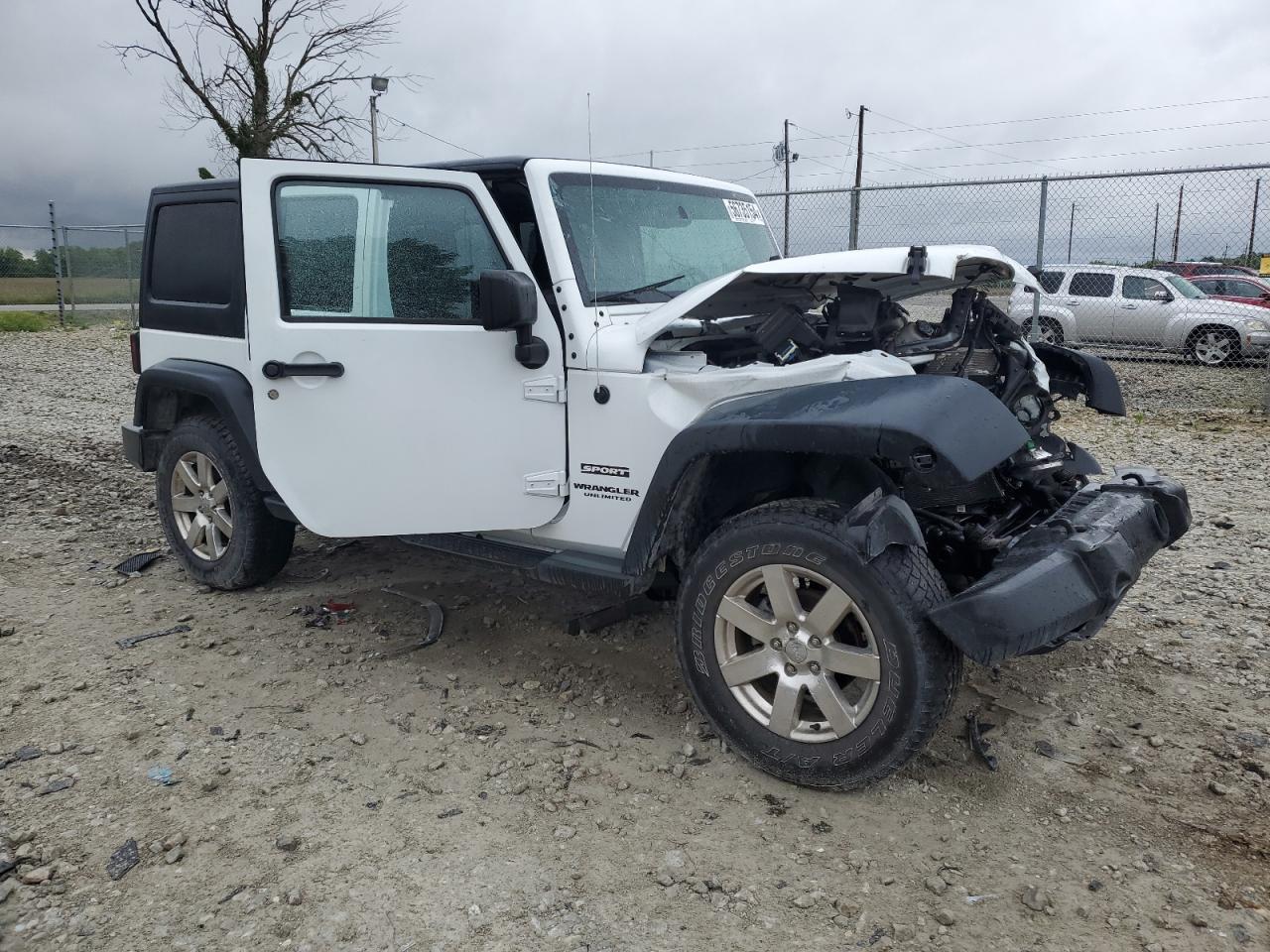 2017 JEEP WRANGLER U - Фото 4