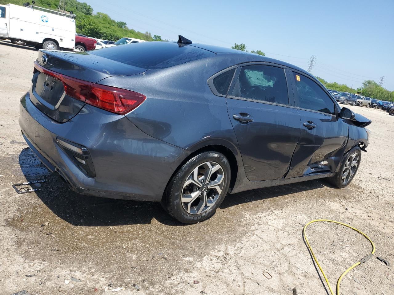 2020 KIA FORTE FE - Фото 3
