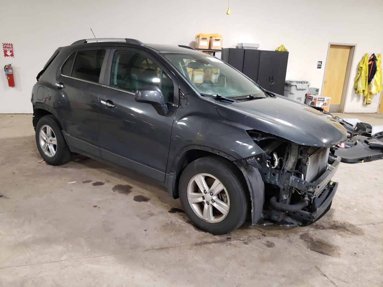 2018 CHEVROLET TRAX 1LT - Image 4