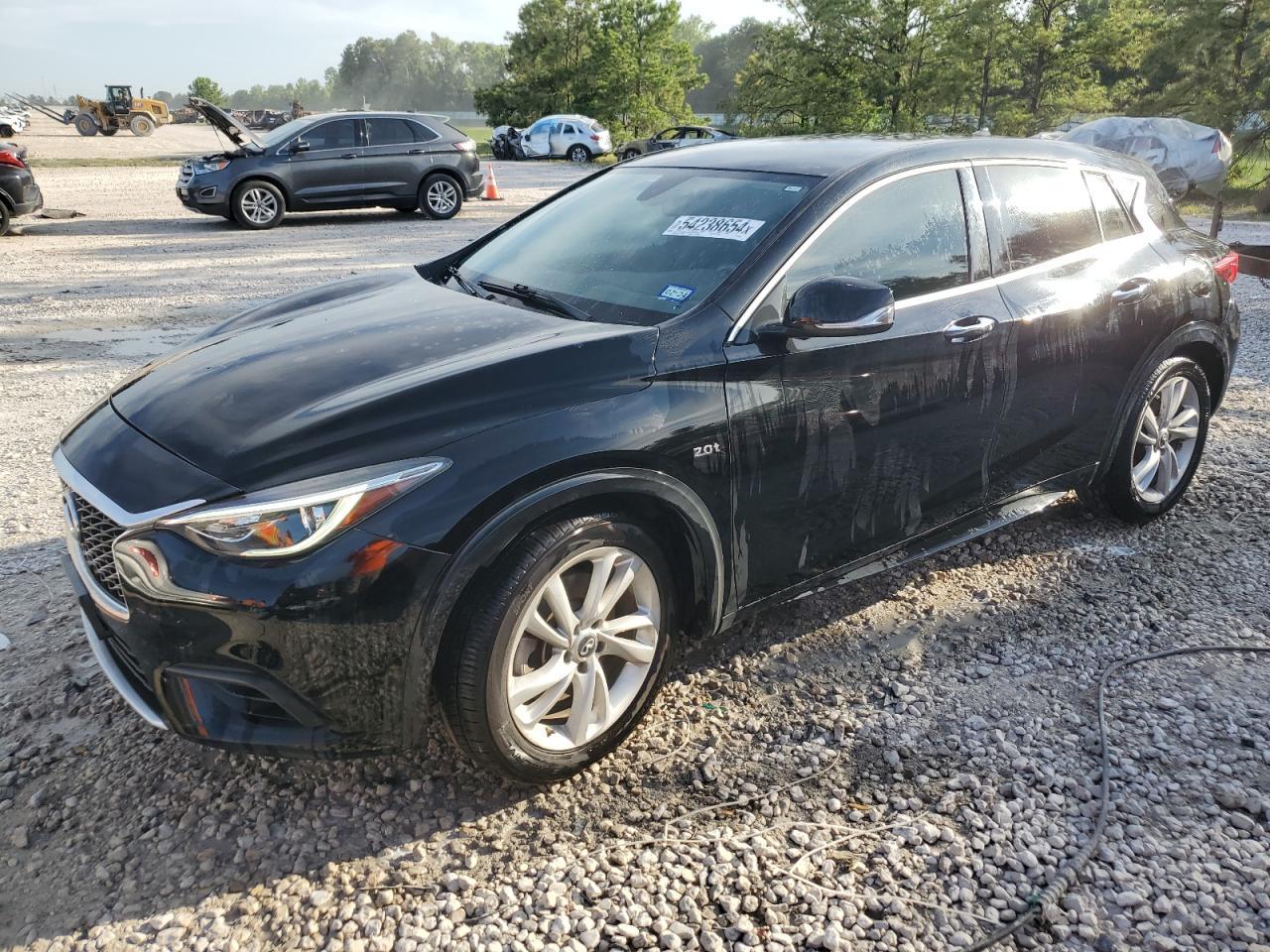 2018 INFINITI QX30 BASE car image