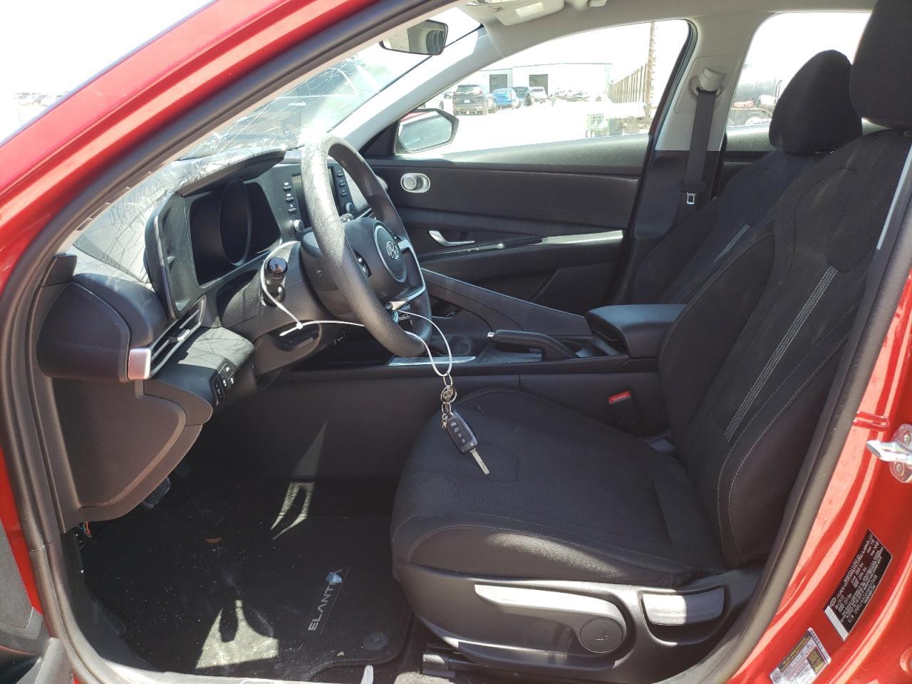 2022 HYUNDAI ELANTRA SE - Image 7