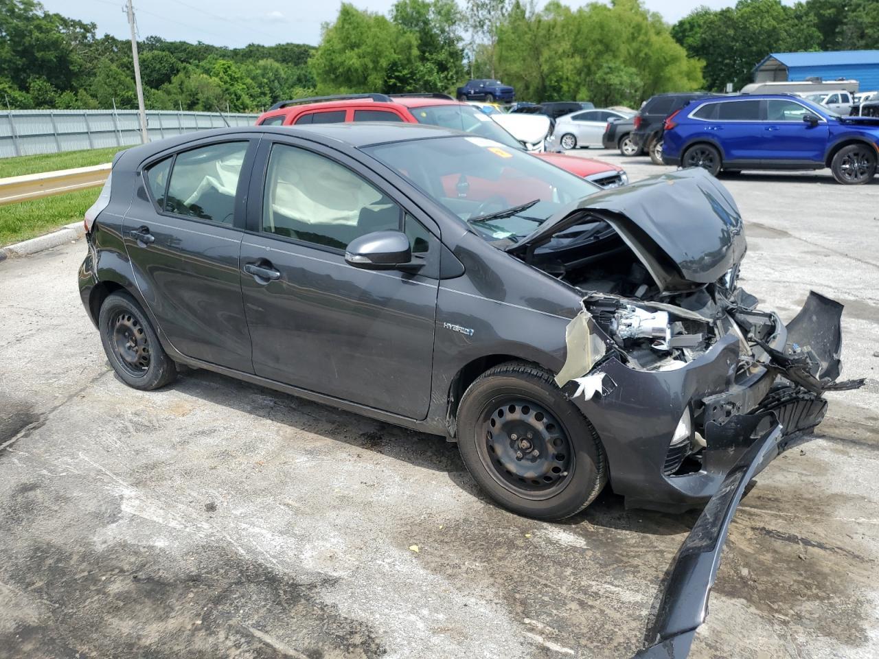 2013 TOYOTA PRIUS C - Image 4