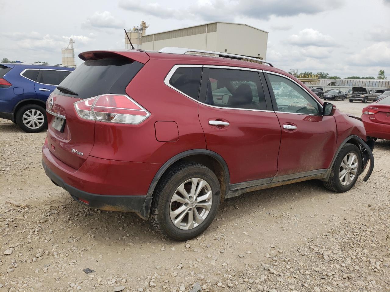 2015 NISSAN ROGUE S - Фото 3