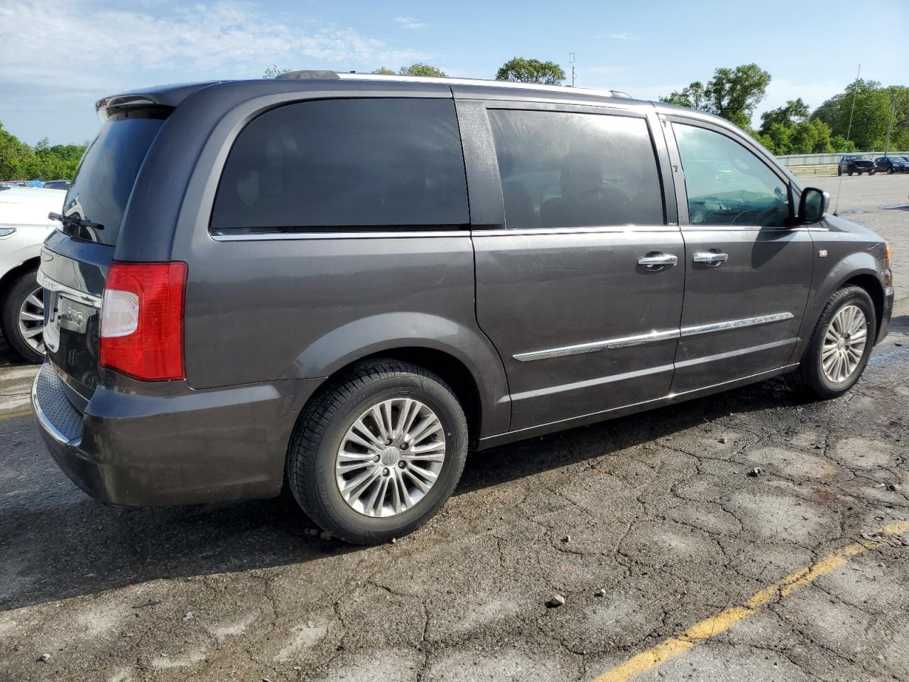 2014 CHRYSLER TOWN & COU - Фото 3