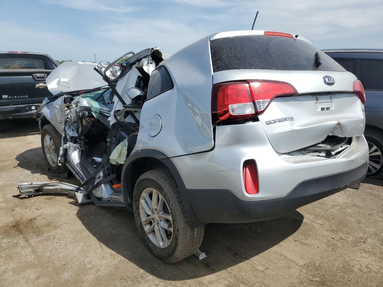 2014 KIA SORENTO LX - Image 2
