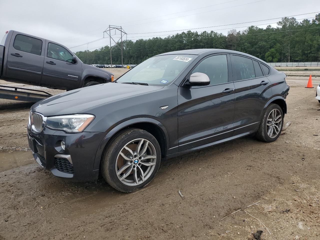 2018 BMW X4 XDRIVEM car image