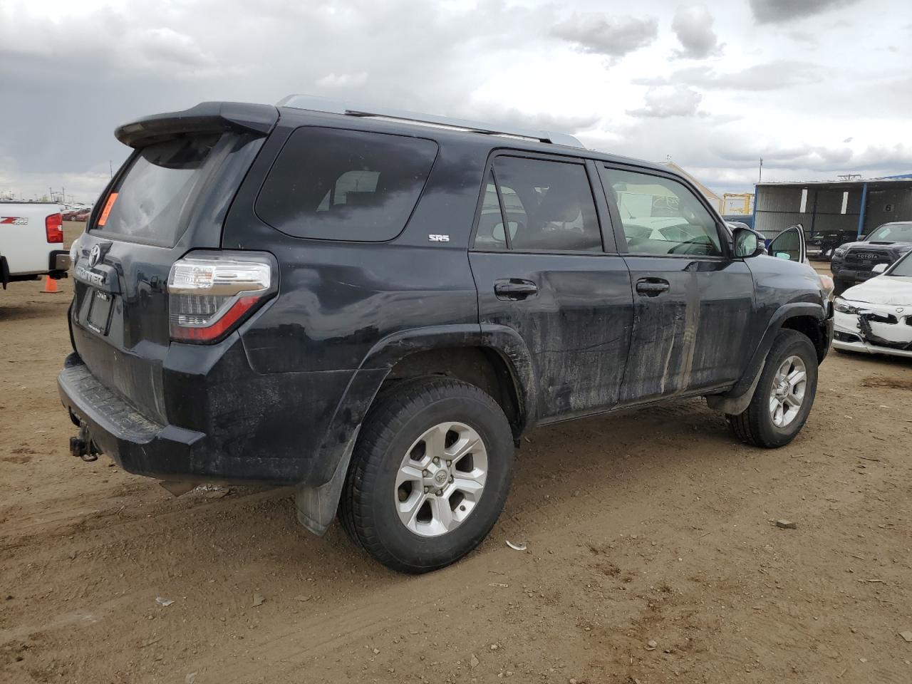 2017 TOYOTA 4RUNNER SR - Image 3