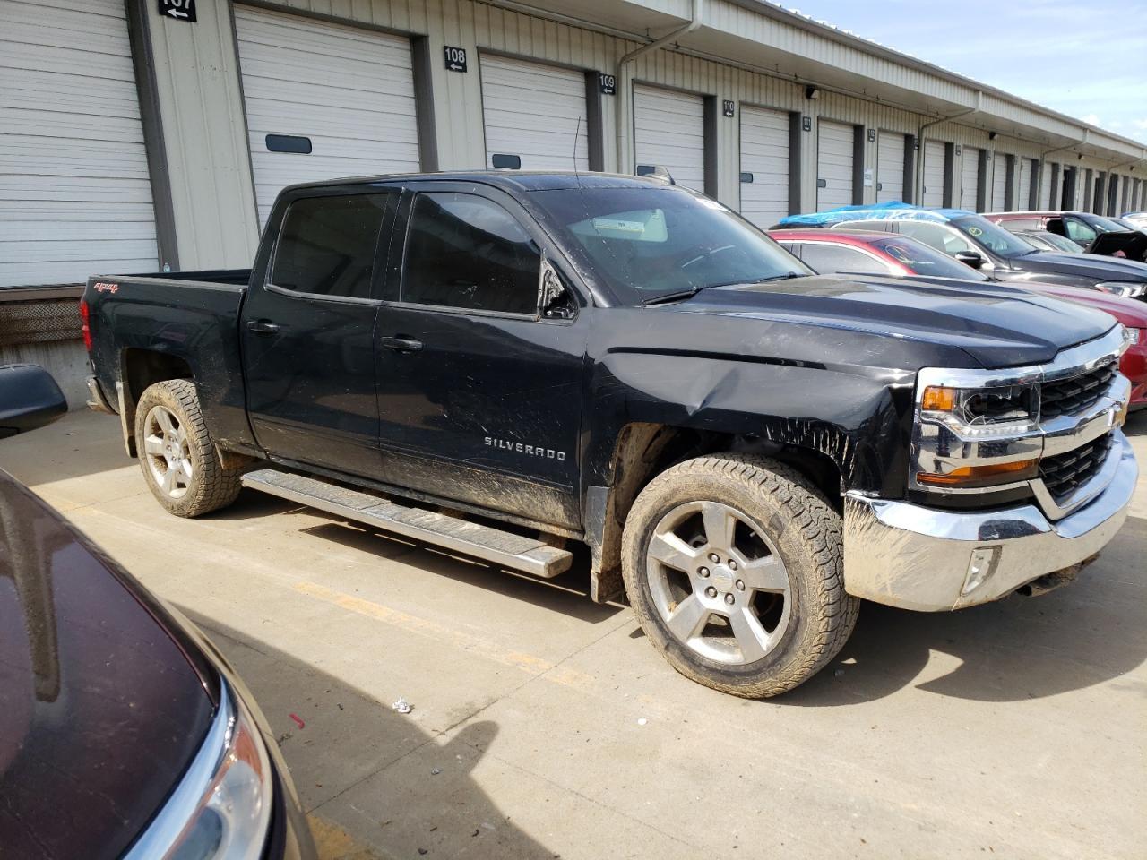 2017 CHEVROLET SILVERADO - Image 4