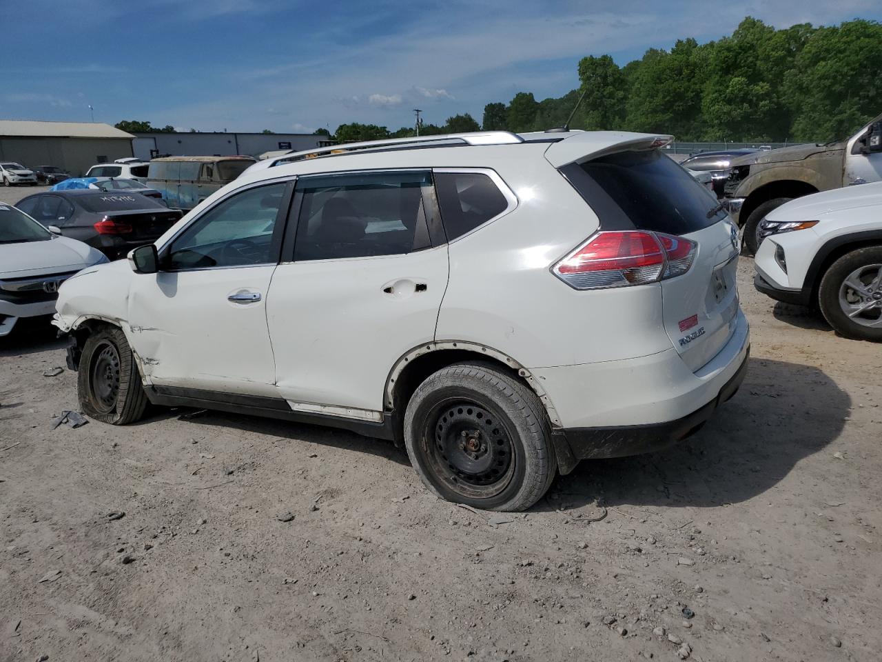 2016 NISSAN ROGUE S - Image 2
