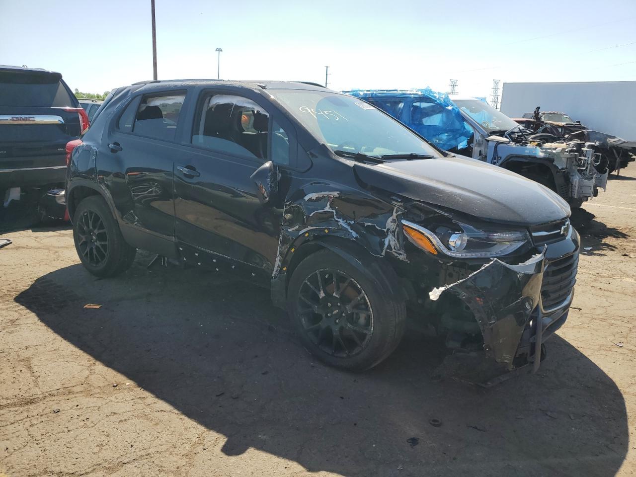 2021 CHEVROLET TRAX 1LT - Image 4