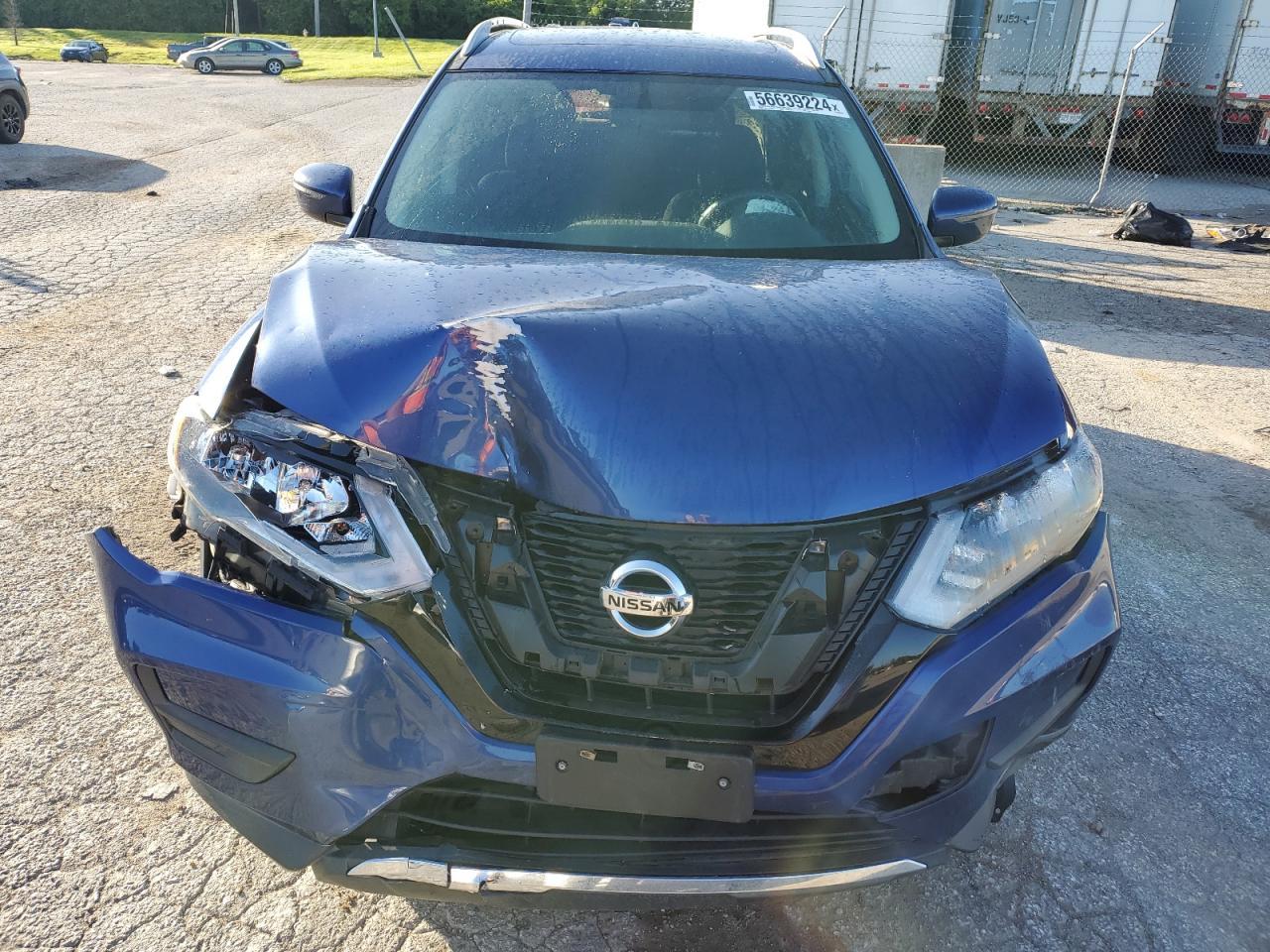2017 NISSAN ROGUE SV - Image 5
