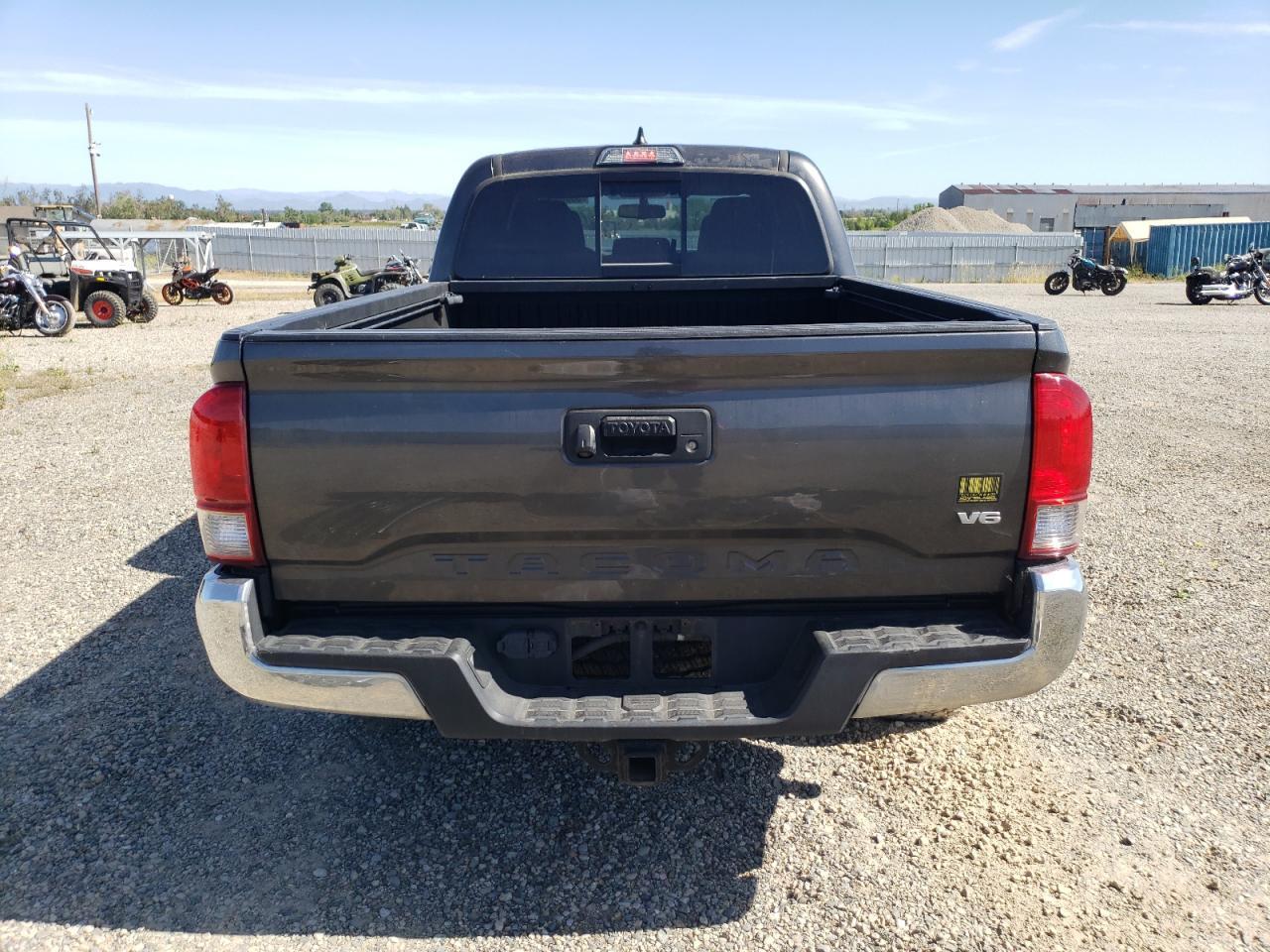 2017 TOYOTA TACOMA TRD - Image 6