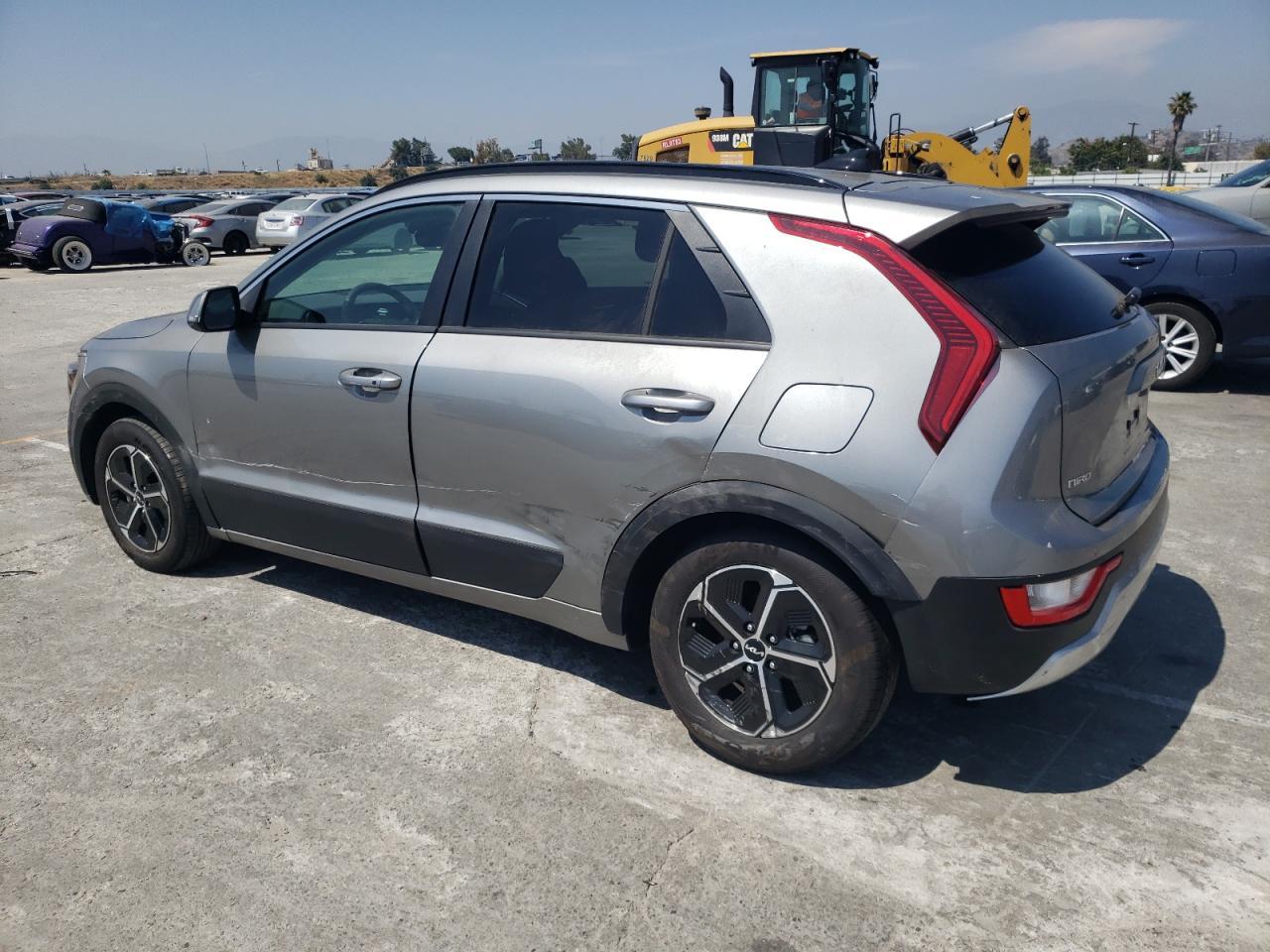 2023 KIA NIRO EX - Image 2