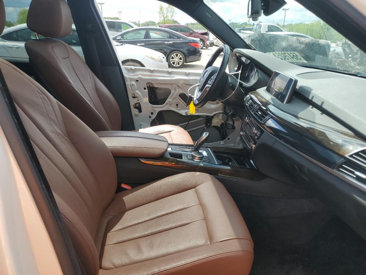 2017 BMW X5 XDRIVE3 - Фото 7