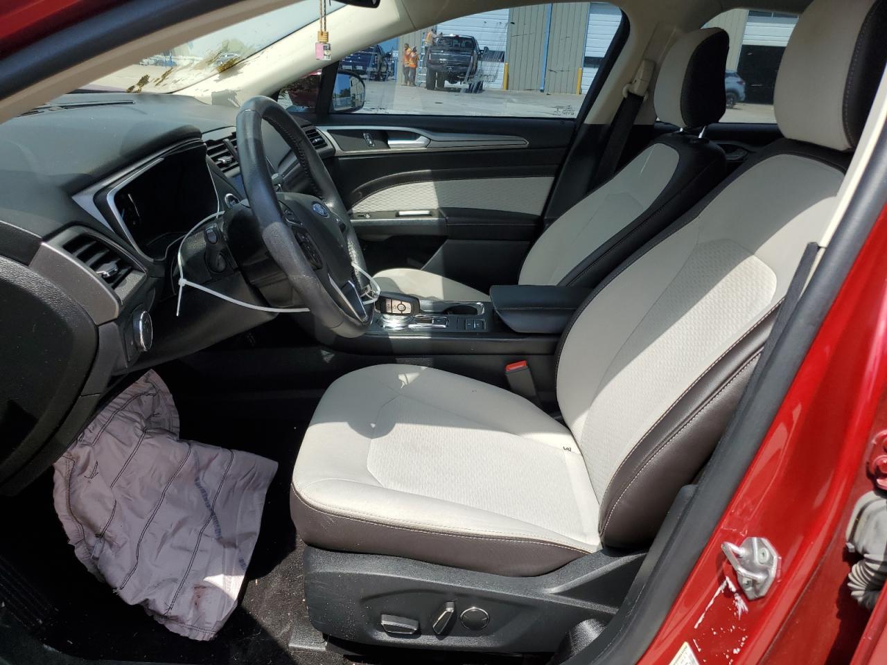 2020 FORD FUSION SE - Фото 7