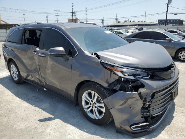 2023 Toyota Sienna Limited - Фото 4
