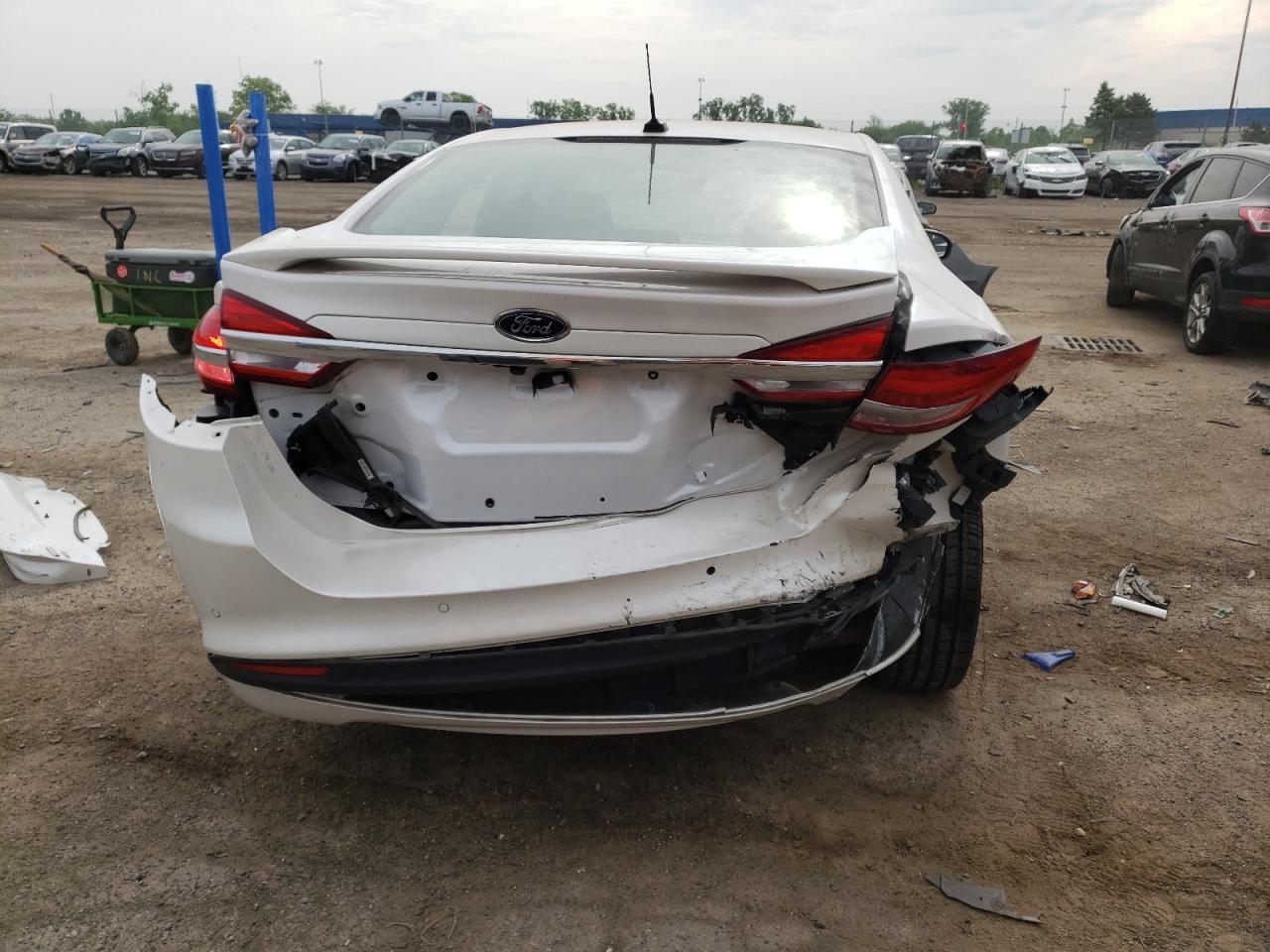 2017 FORD FUSION SE - Фото 6