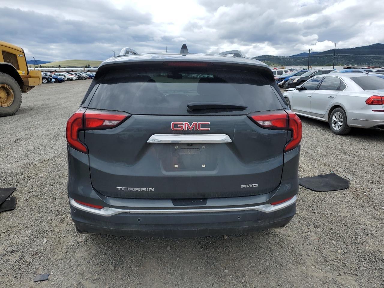 2021 GMC TERRAIN SL - Image 6