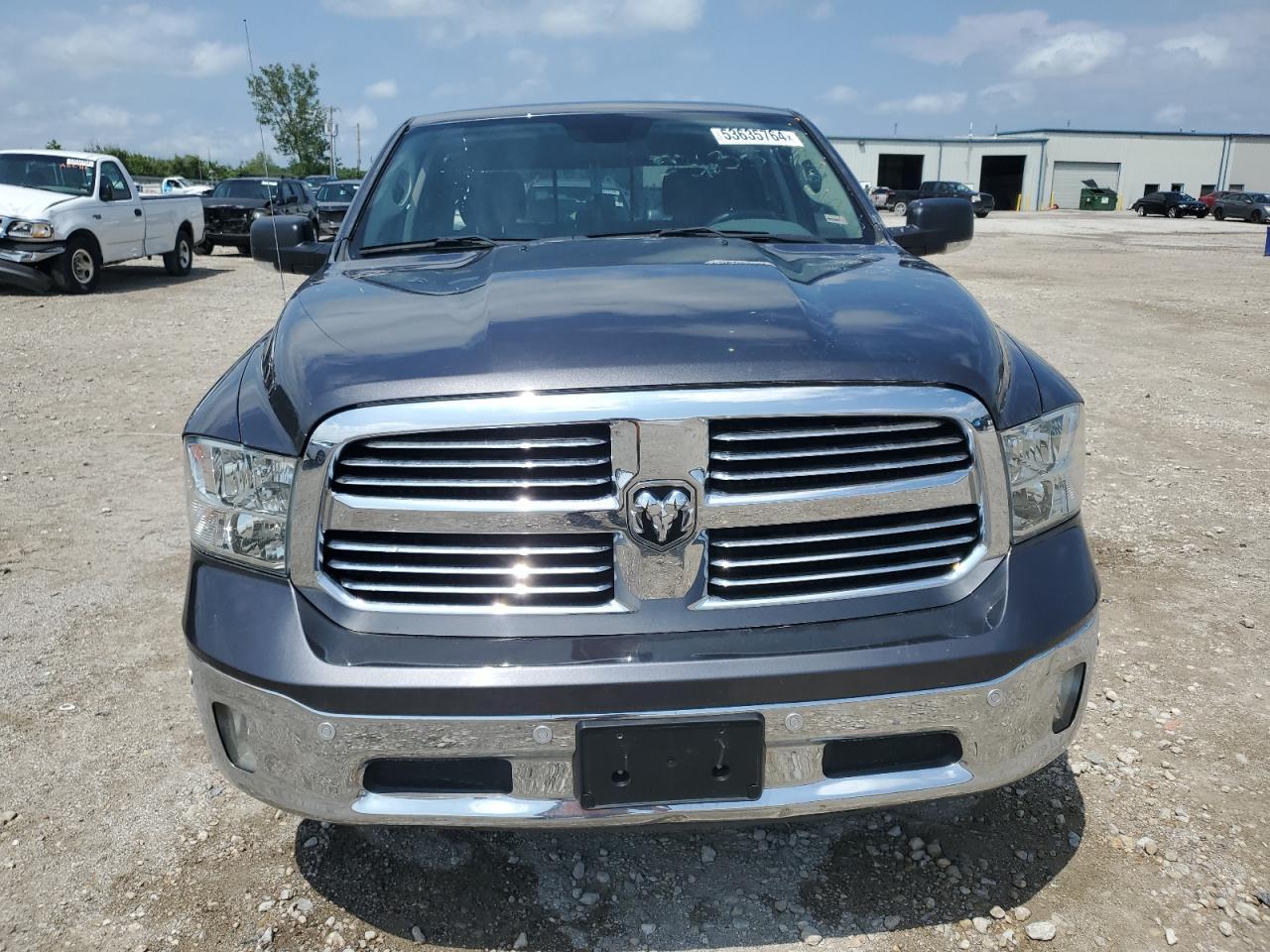 2017 RAM 1500 SLT - Image 5