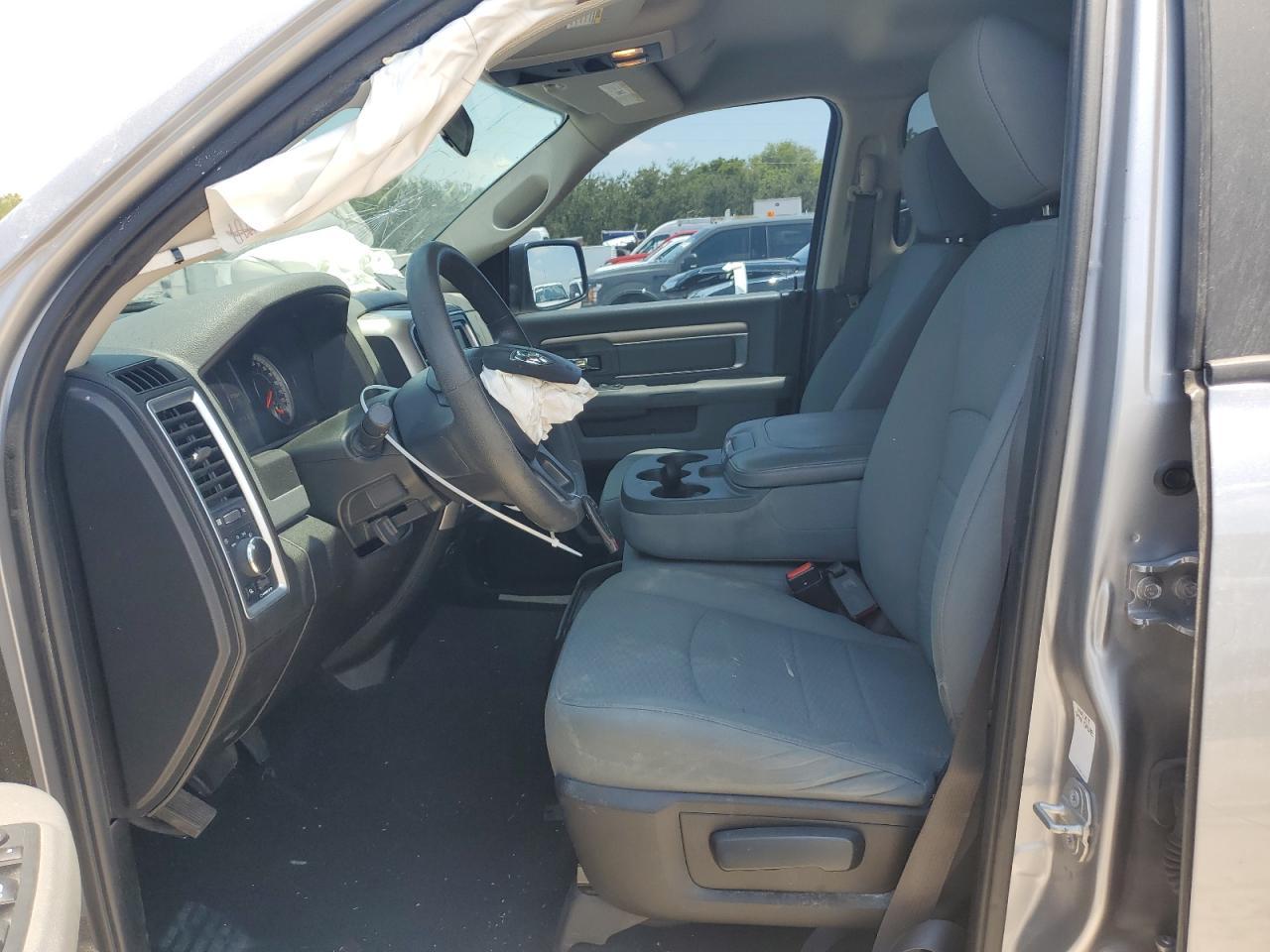 2019 RAM 1500 CLASS - Фото 7