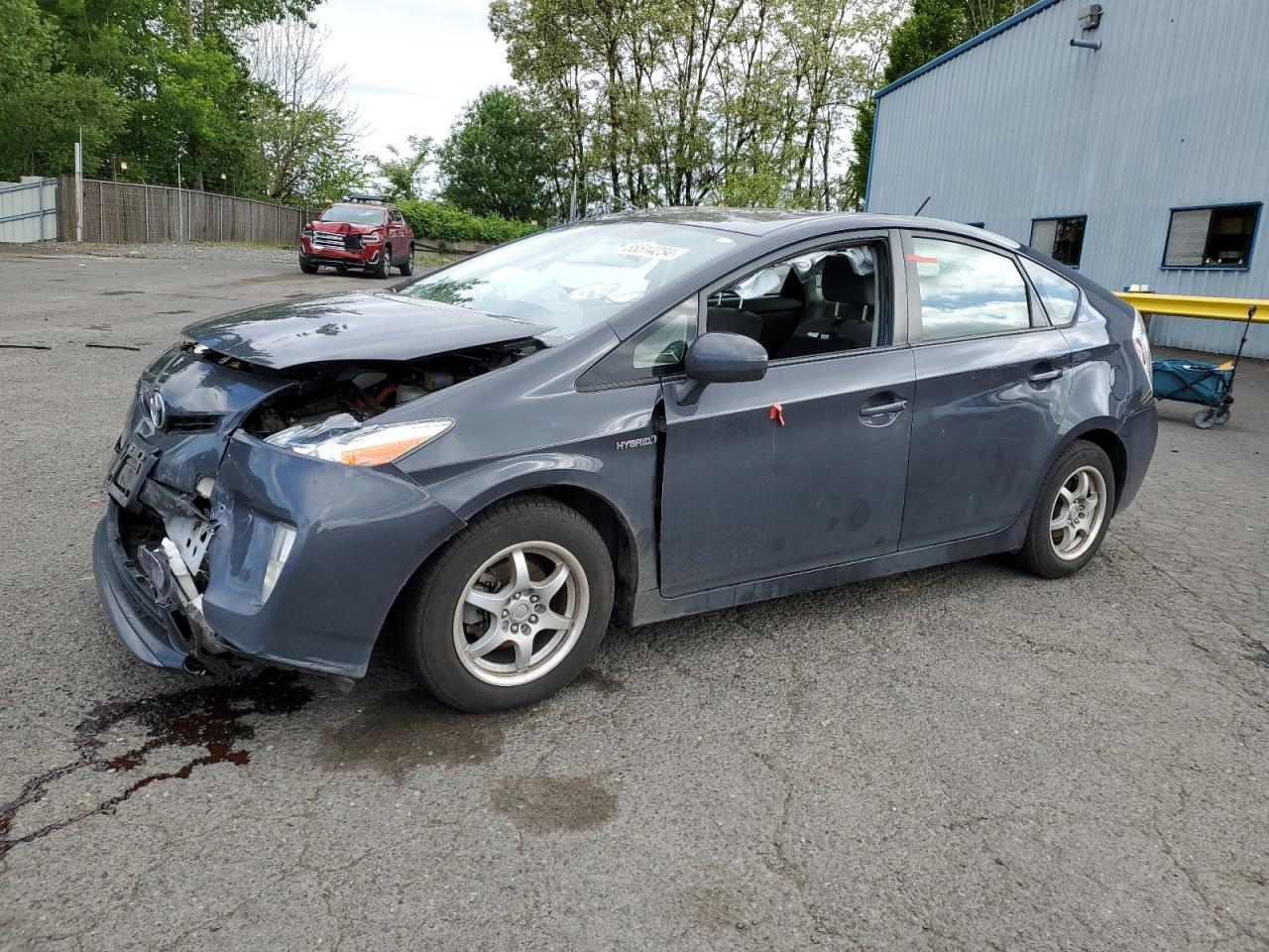 2014 TOYOTA PRIUS car image