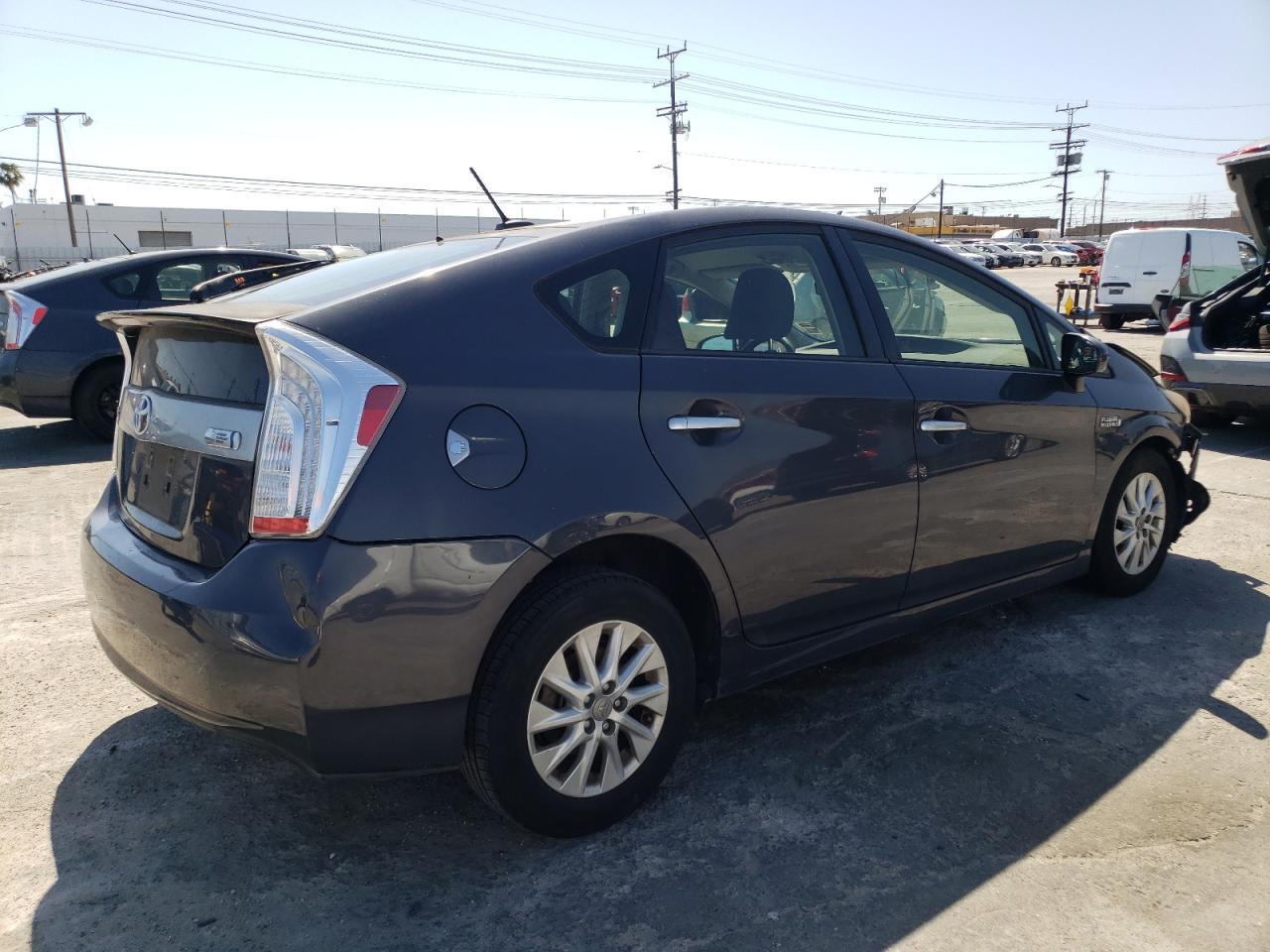 2013 TOYOTA PRIUS PLUG - Фото 3