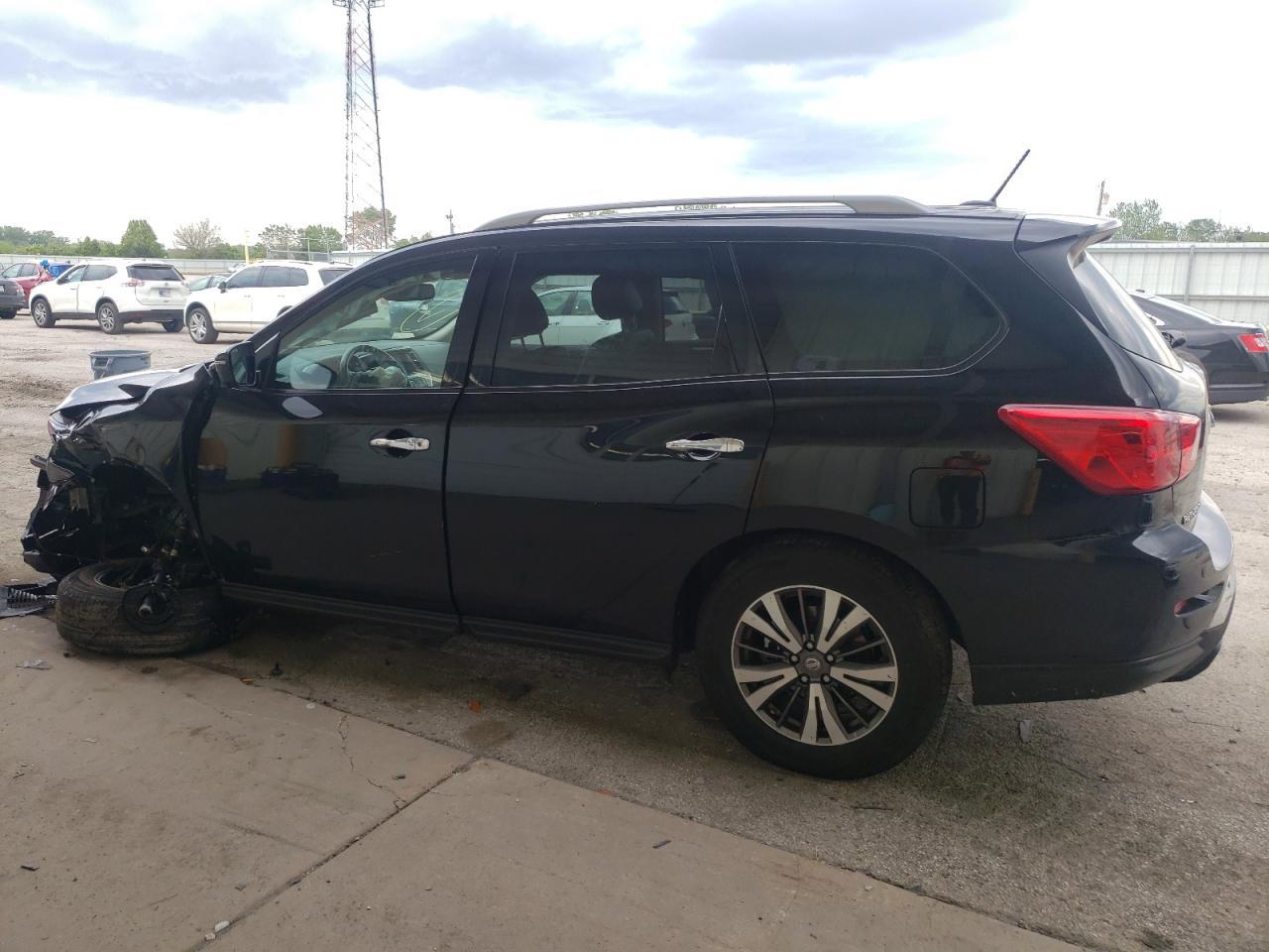 2018 NISSAN PATHFINDER - Фото 2