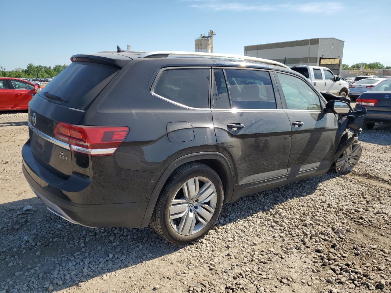 2019 VOLKSWAGEN ATLAS SE - Image 3