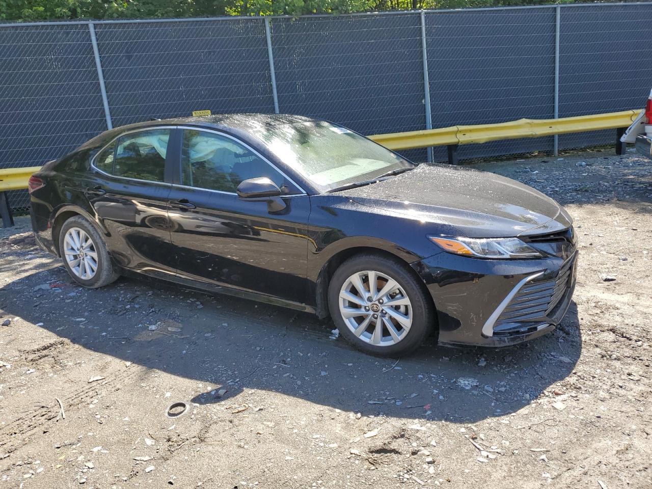2023 TOYOTA CAMRY LE - Image 4
