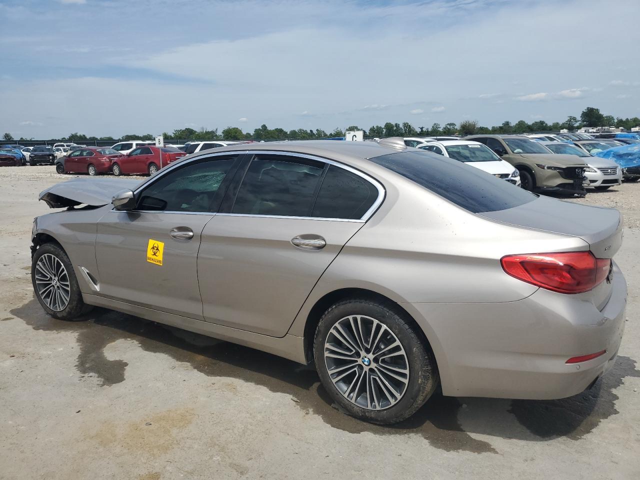2018 BMW 530 XI - Фото 2